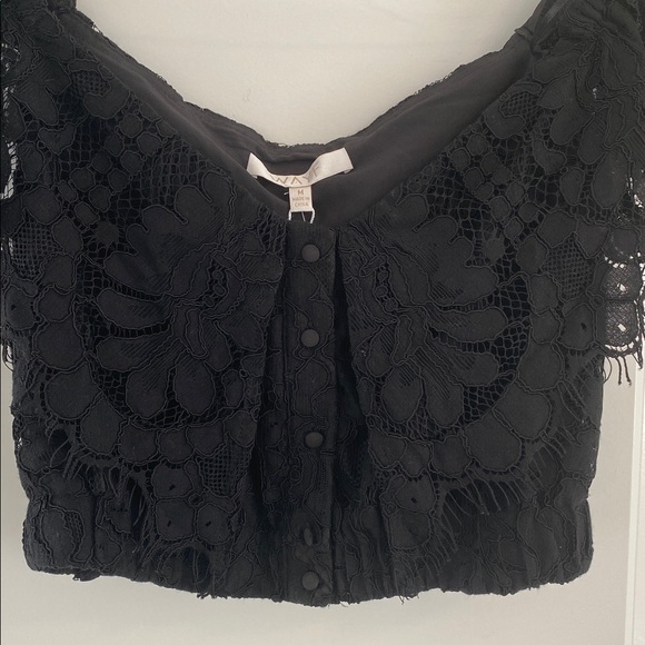 Wayf Lace Crop Top size M - Picture 2 of 9